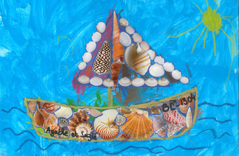 Concours Toupie, dessine un bateau en coquillages : Agathe