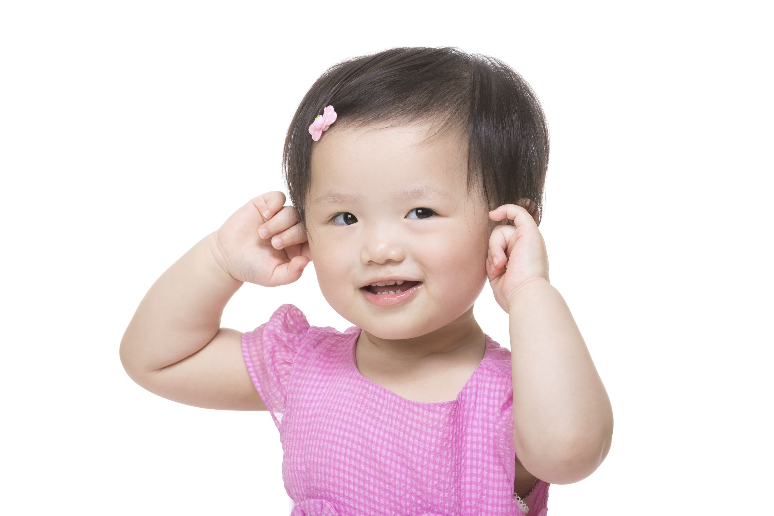 Des cotons-tiges pour les oreilles de bébé