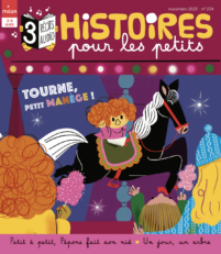 Couverture du magazine Histoires pour les petits n°235 (novembre 2023). Petit garçon sur son cheval de bois, sur un manège.