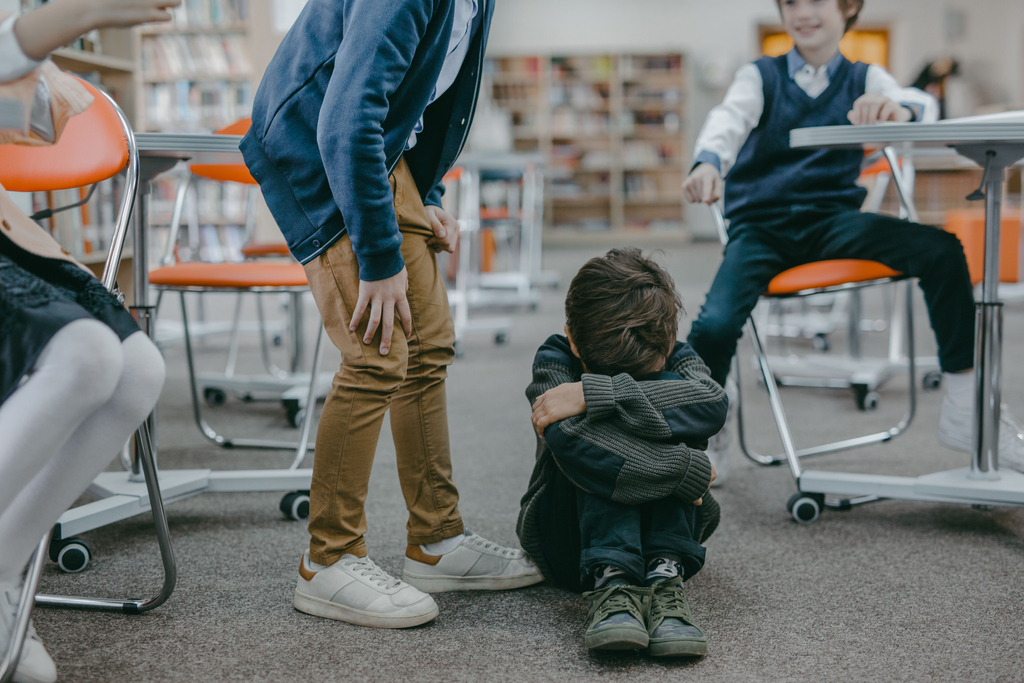 harcèlement sur un jeune enfant au primaire